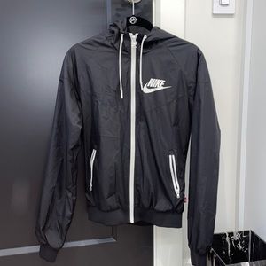 WOMEN'S NIKE WINDRUNNER JACKET